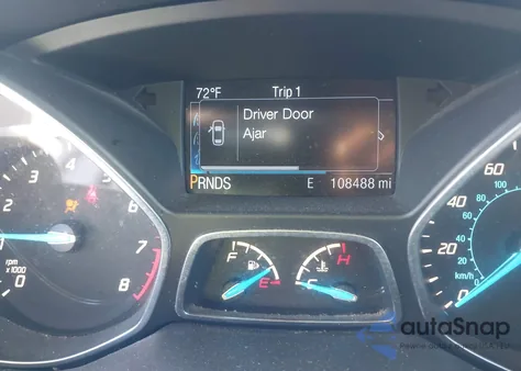 2016 Ford Escape S z USA, uszkodzony, nr VIN 1FMCU0F73GUB99436